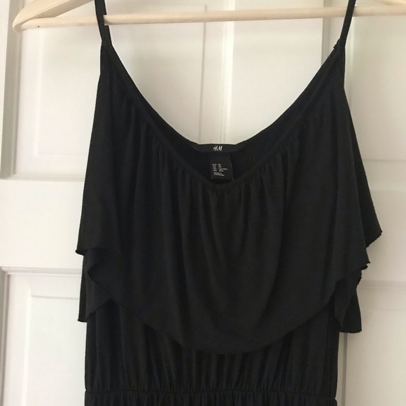Basic Ruffled Maxi Dress - Picture 2 of 5